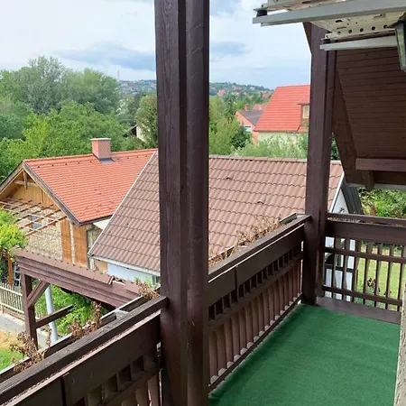 Apartment Almadi Modern House Balatonalmadi
