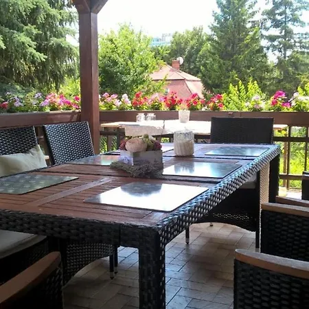 Apartment Almadi Modern House Balatonalmadi